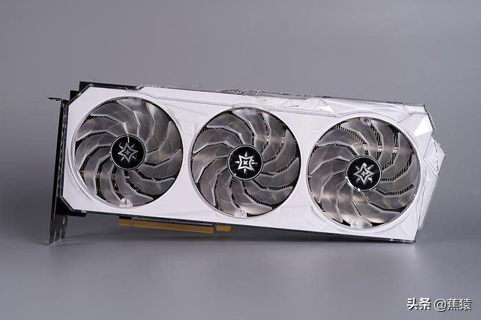 安钛克CUBEDRAK装机展示,11700+ROGB560-G+3080TI