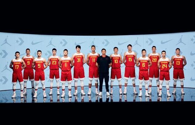 男篮最新球衣,中国男篮新战袍