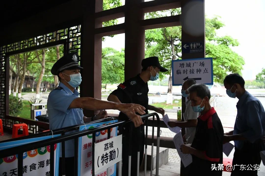 大雪纷飞坚守在抗疫一线的视频,深夜零下七度坚守抗疫一线