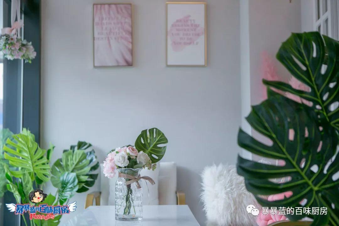 1500个忠粉入坑4年，终于等到实体店！每款蛋糕都让人忘记卡路里