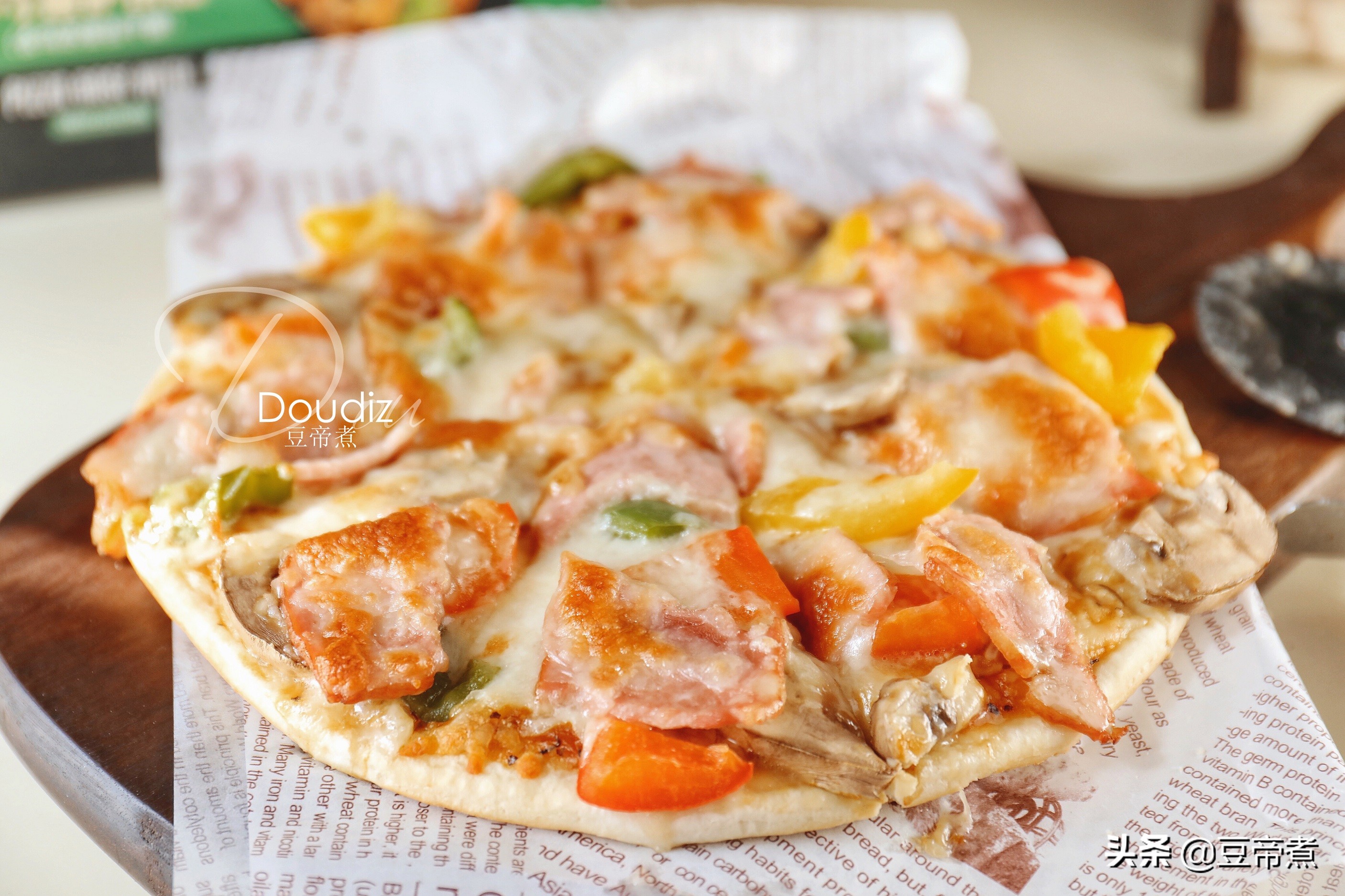 为什么自己烤的披萨胚不脆,为什么现实中的披萨不会拉丝