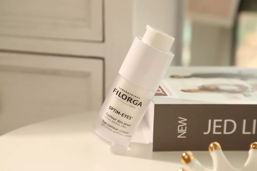 吴宣仪黑唇妆,吴宣仪被造型师吐槽