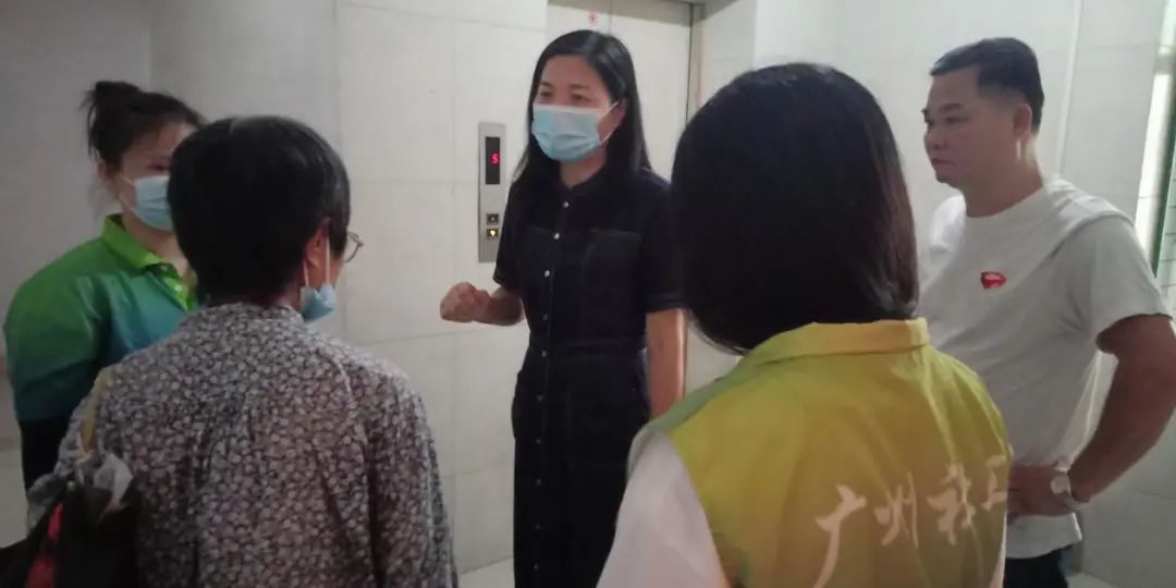 居民家全是垃圾蟑螂怎么解决,囤积垃圾怎么治