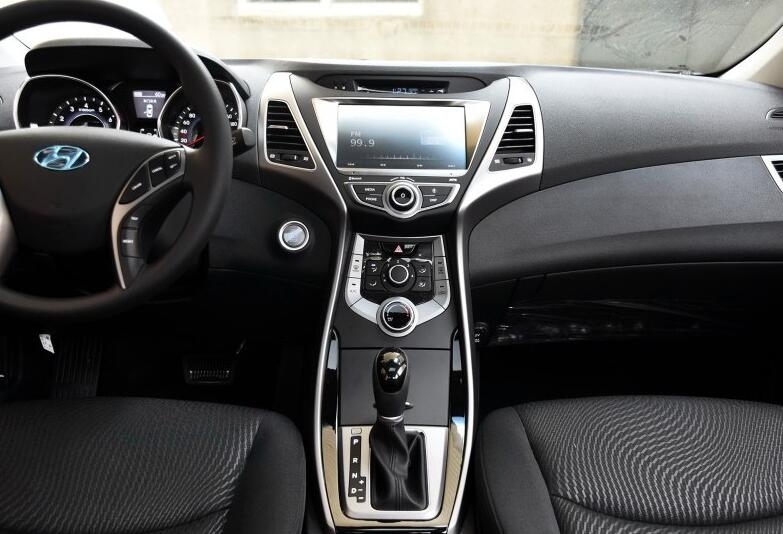 18年的现代朗动现在卖多少钱,现代朗动值得买吗