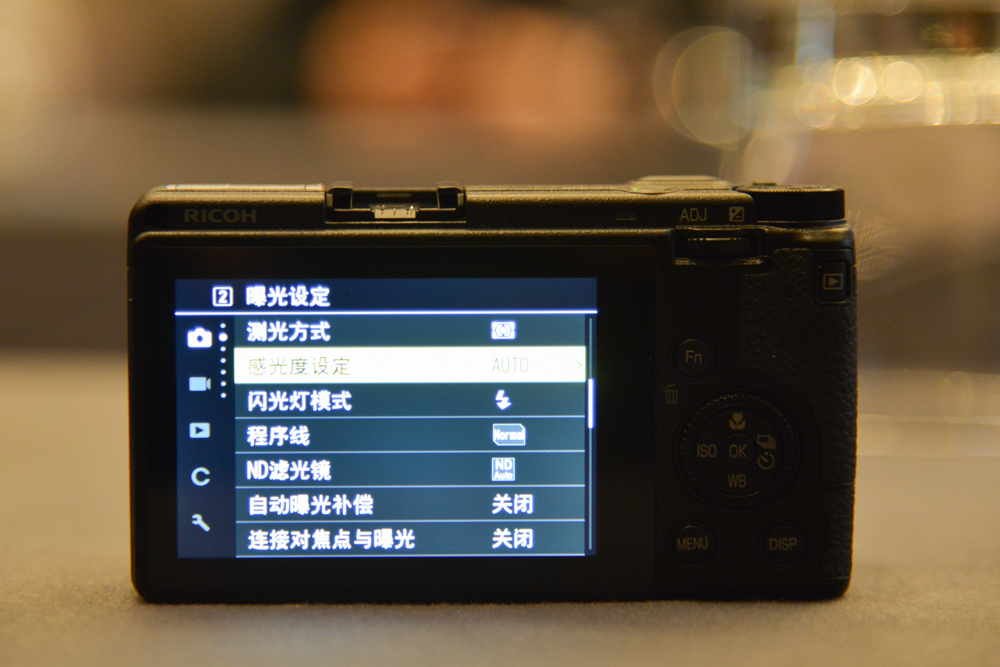 理光griiix评测,理光GRIII数码相机