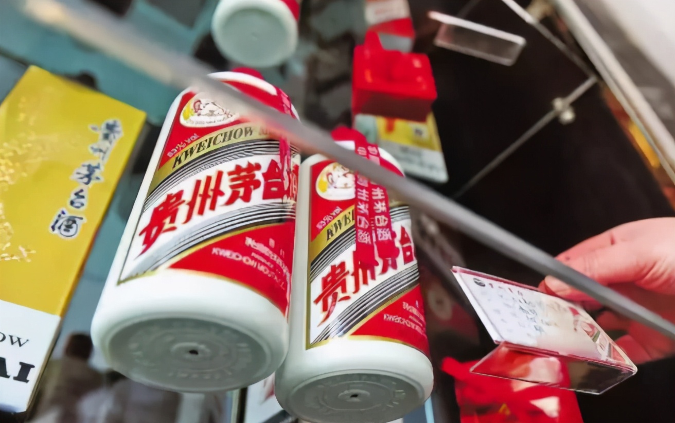 白酒应该选大品牌吗,白酒购买推荐品牌