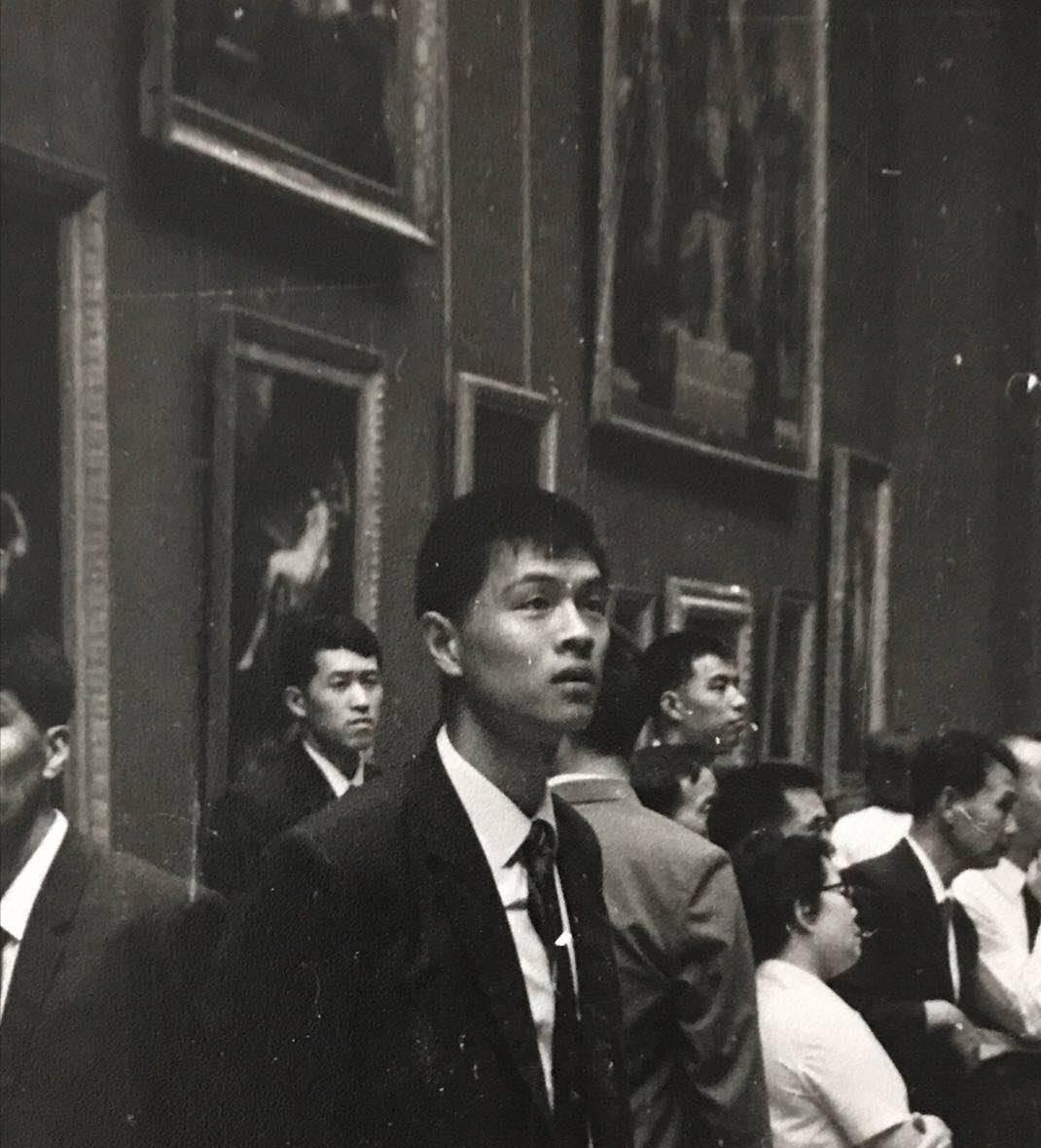 中国国家队教练给美国大学篮球队包脚赚钱,后来成为篮球解说教父