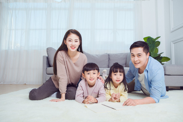 宝宝被小朋友打如何正确教育,小孩故意绊倒小朋友教育方式