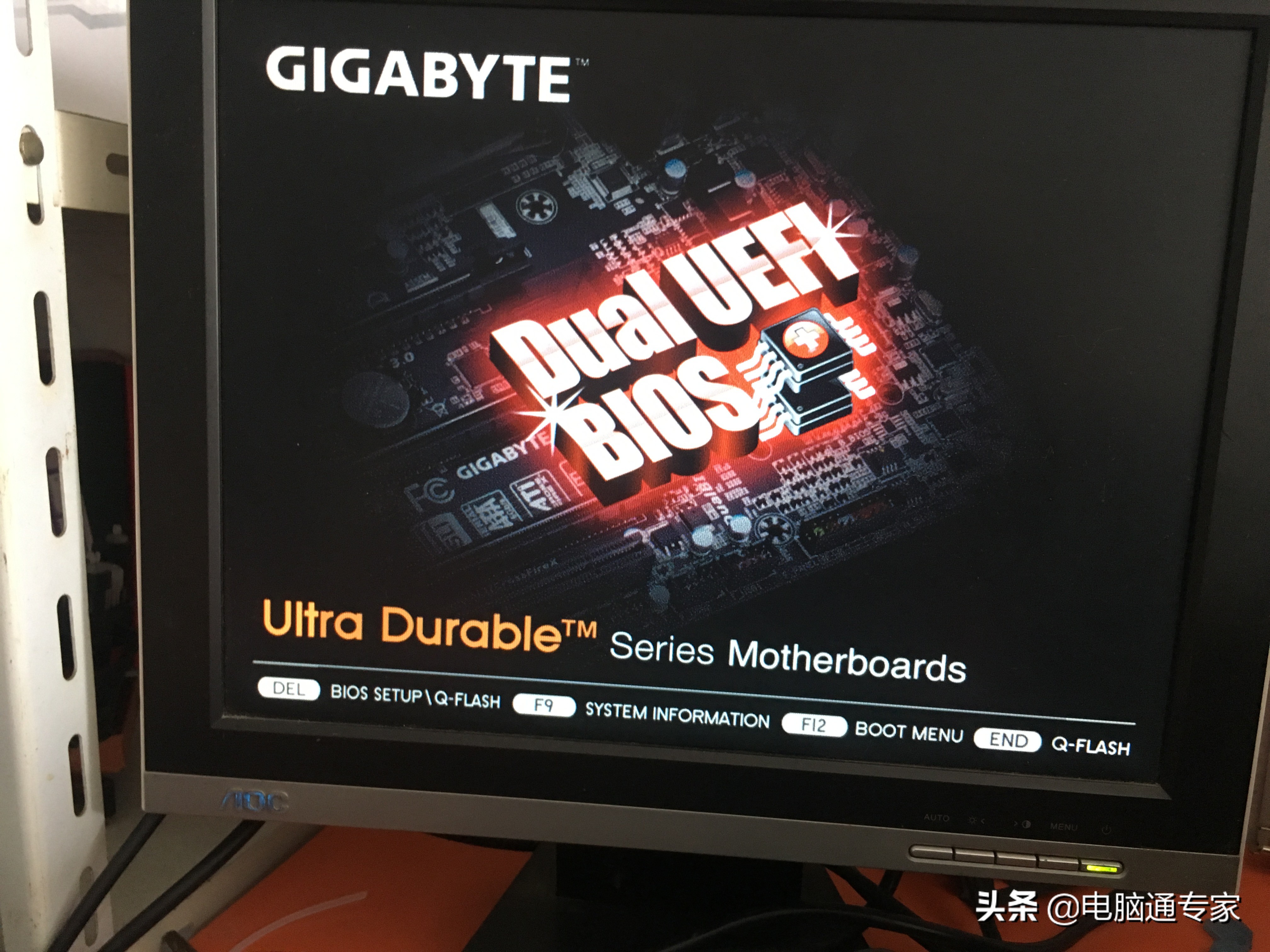 台式电脑插上电源后不通电,台式电脑拔掉显卡可以正常开机