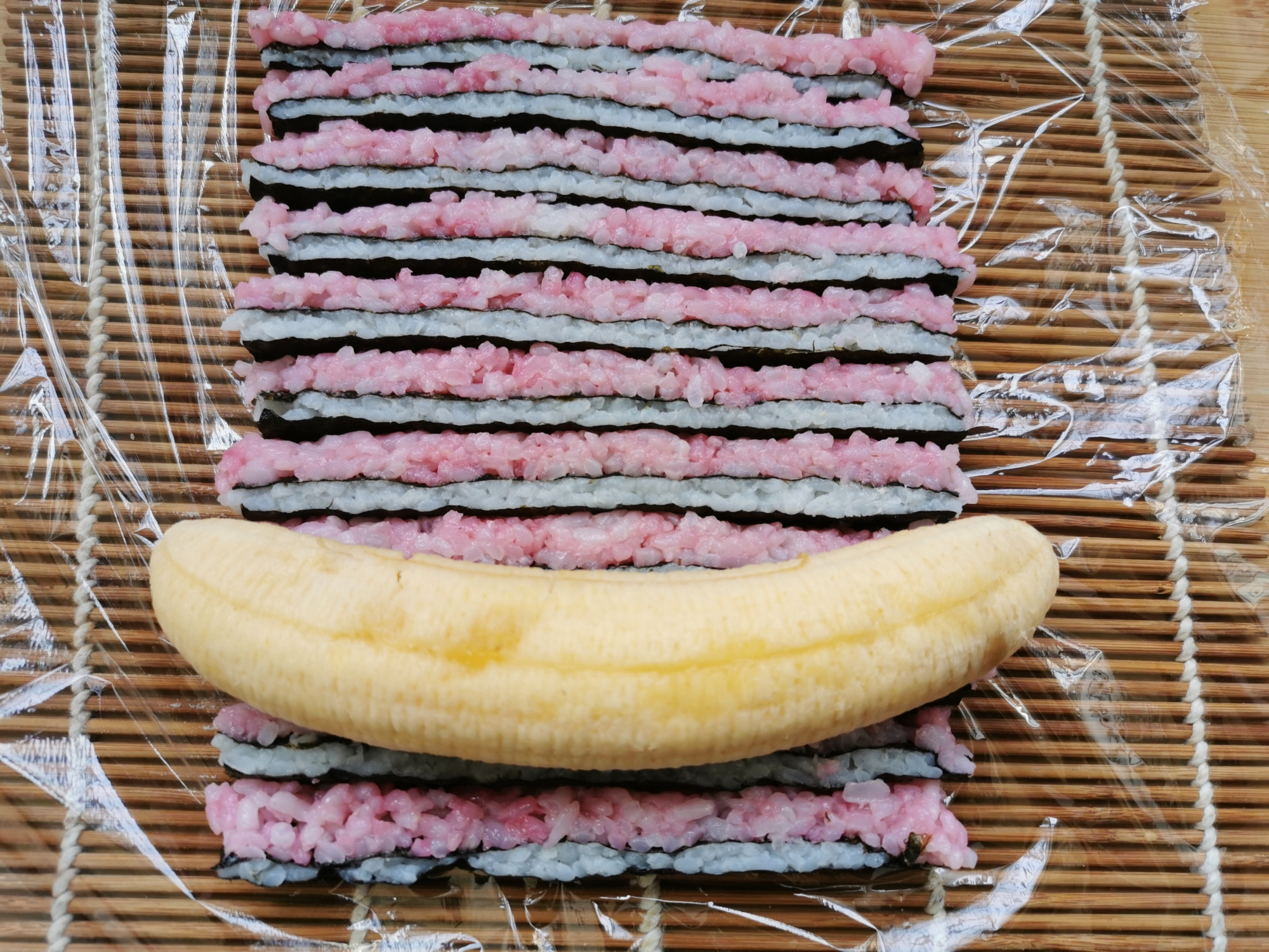 突然想吃寿司自己动手做起来,想做寿司怎么做寿司