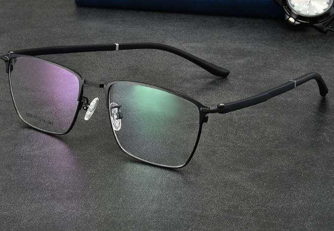 网上配眼镜如何选择镜片和镜架,镜片镜架免费验光无套路