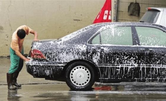 自己洗车怎么洗又亮又干净,自己动手洗车该怎样洗