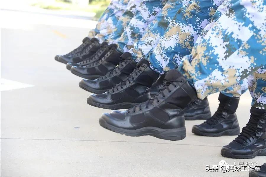 武警新型作战靴,新型作战靴