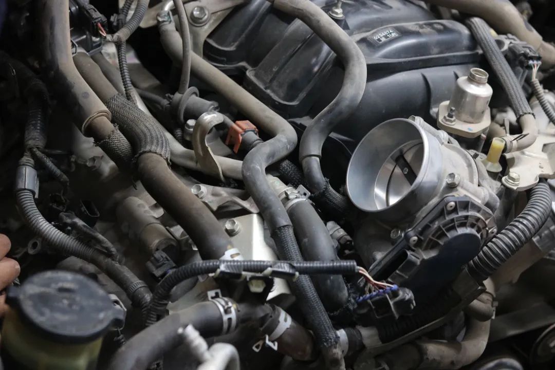 怪兽修车翻新奥迪q7,怪兽修车翻新视频