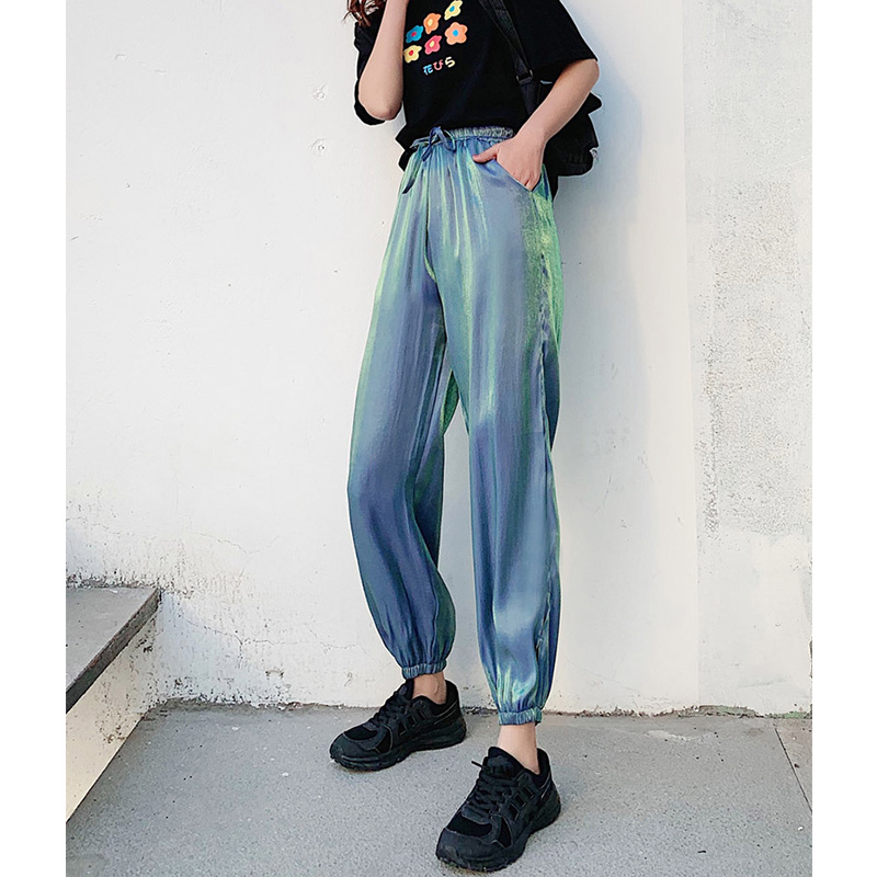 唯品会女装米白裤,今年流行的爆款女装女裤