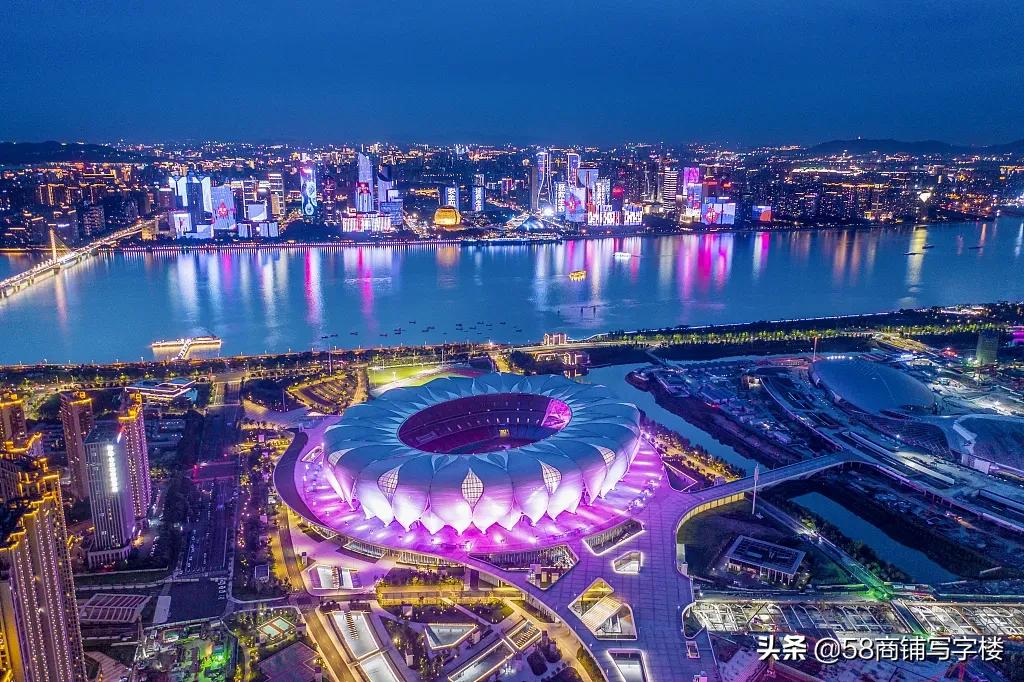 抢滩金九银十车展,6大著名购物中心