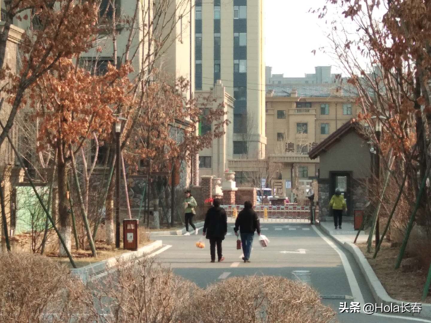 两人之间的代沟,两代人的代沟有多可怕