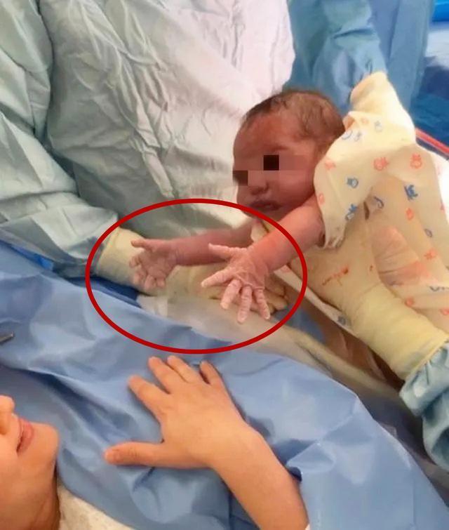 粘人的宝宝特别粘,最近特别粘人的宝宝