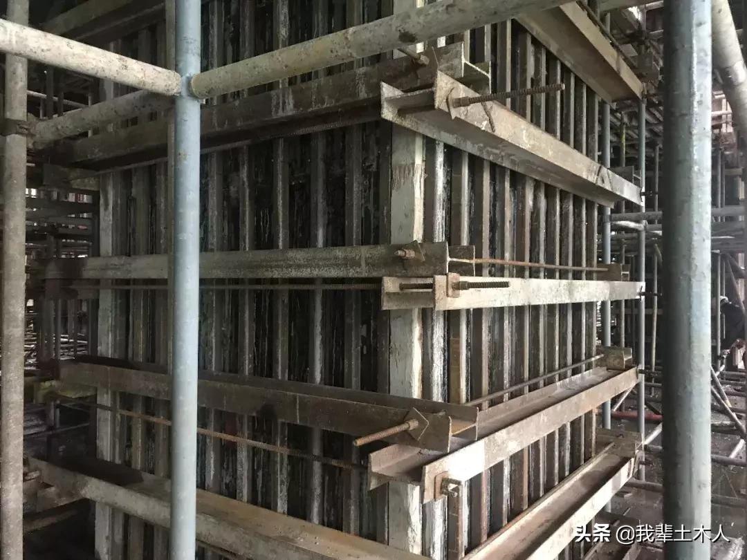 超高层型钢混凝土柱施工顺序,超高层型钢混凝土柱施工工艺