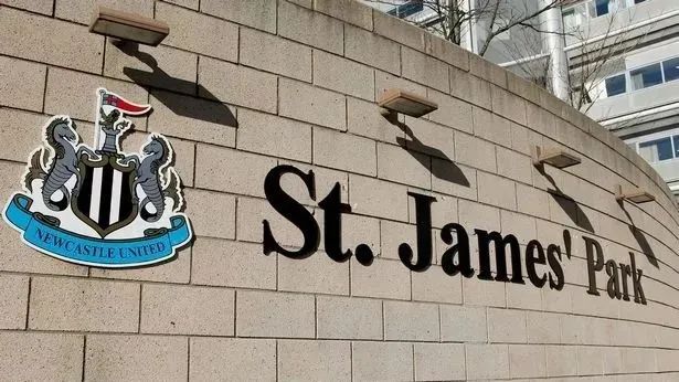 「FIFA21梦幻专栏」对于下一代生涯模式需要新内容的看法