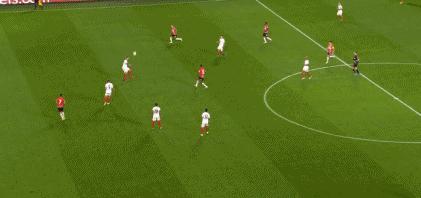 扎哈维任意球弧线球,扎哈维插花脚进球