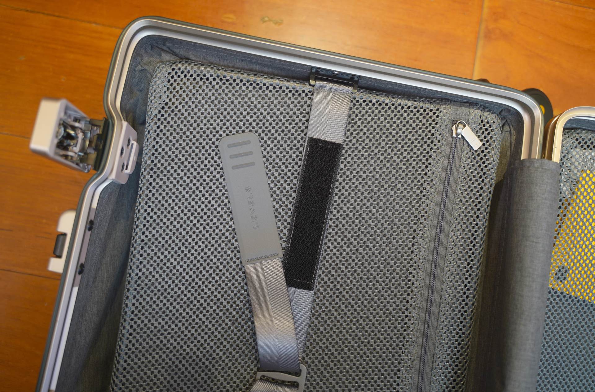 地平线8号power墨绿色,地平线8号行李箱真实测评经典款