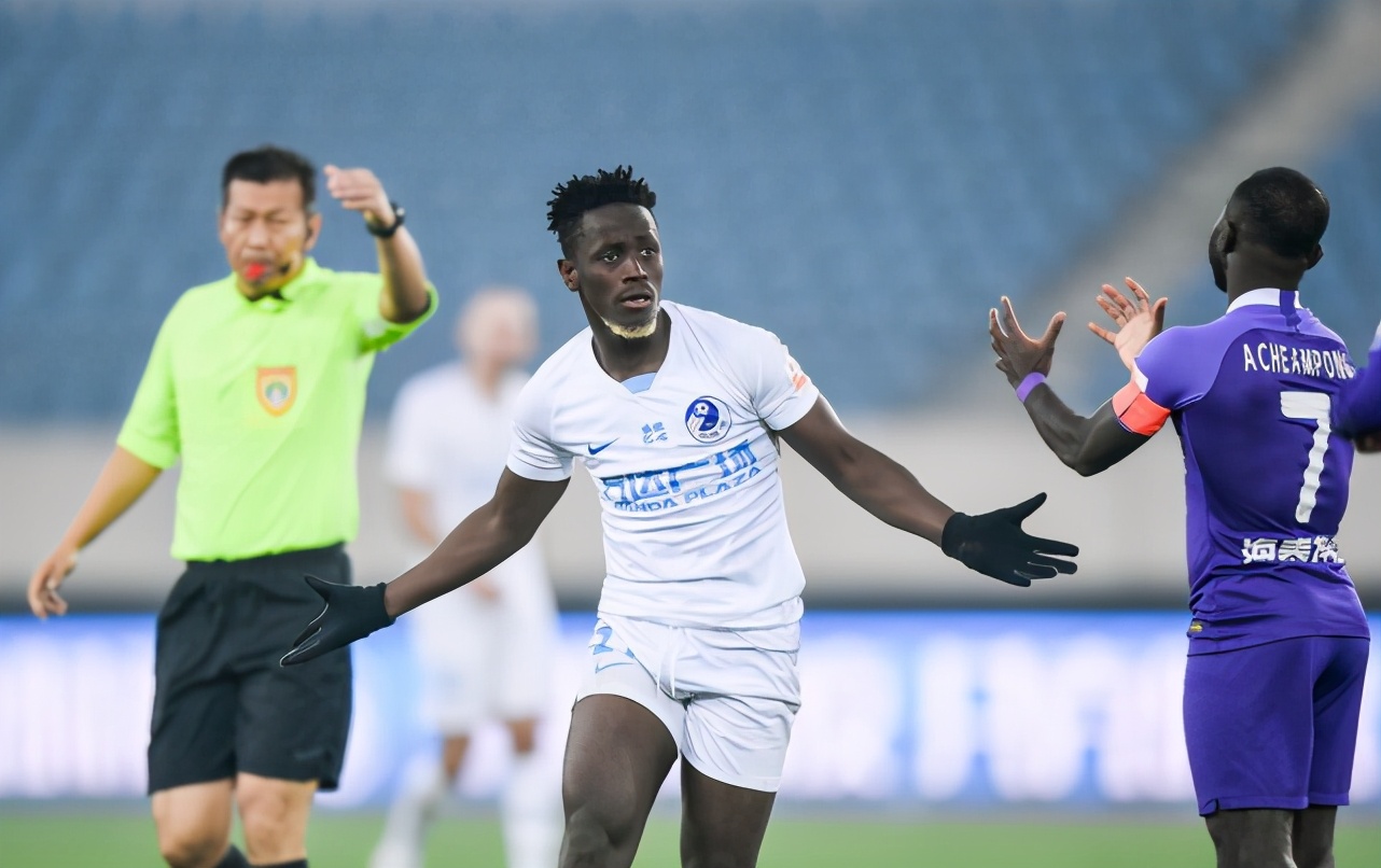 中国足球怎么样变革,中国足球需要走出困境急需惊喜