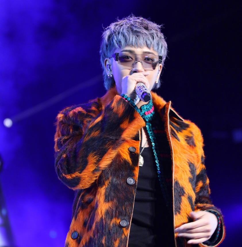 黄子韬对比男明星,鹿晗杨洋黄子韬