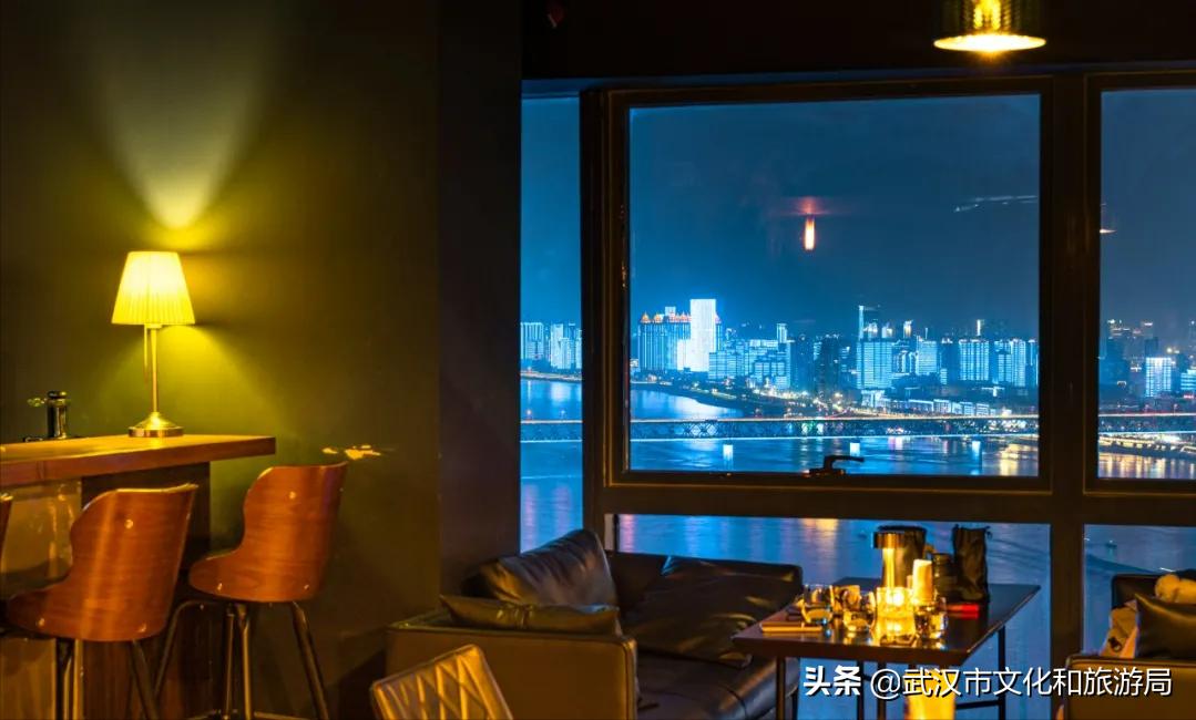 武汉长江灯光秀最佳观赏地点,武汉长江灯光秀时刻表