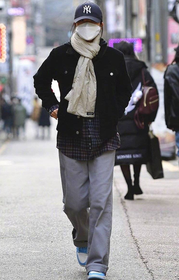 今年流行的时尚穿搭,今年流行的气质穿搭显年轻还不贵