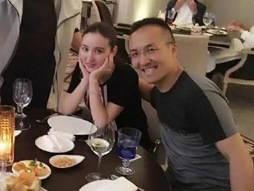 张萌真的很有女人味,张萌为什么长得和以前不一样了