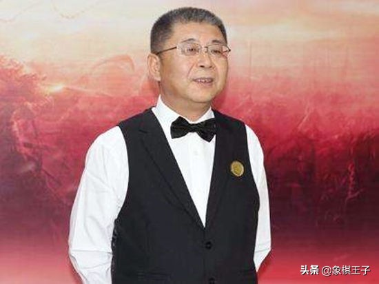 李来群弃车弃炮杀胡荣华,李来群杀胡荣华精彩残局