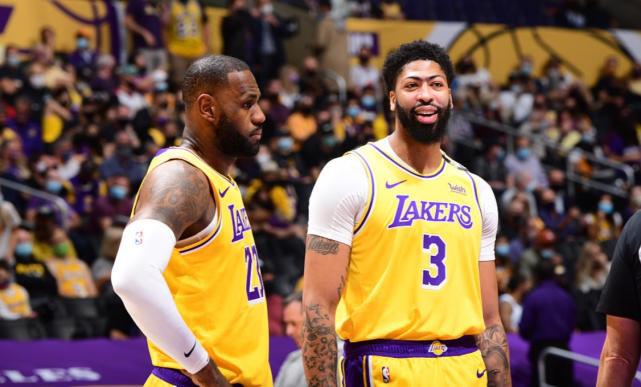 詹姆斯假摔奇才,詹姆斯假摔安德森