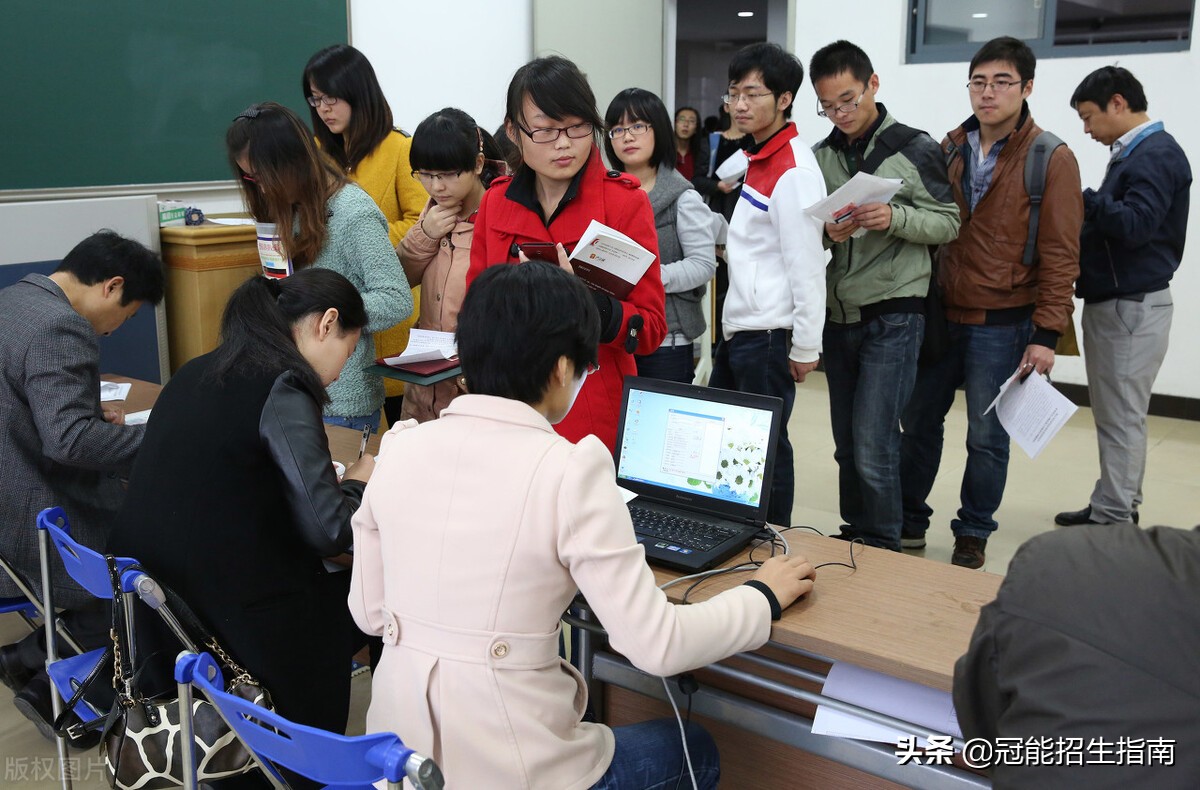 四川省卫校招生简章官网查询入口,四川省卫校招生信息