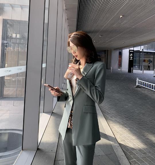 穿搭高级感上班,上班如何打扮好看