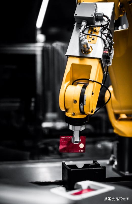 品牌投资制造和高效检测，欧米茄价值链让用户享5年无忧超值保修