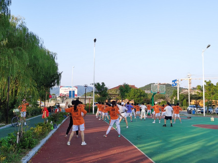 慈溪龙山镇找工作招聘最新信息,慈溪龙山镇律师