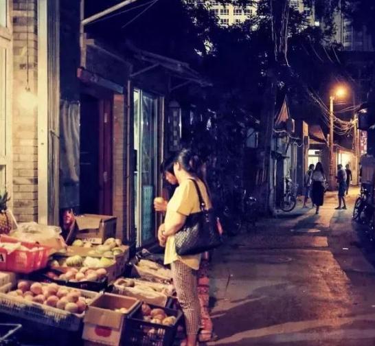 当年坐在宝马车上哭的女孩嫁了吗,拜金女马诺近况