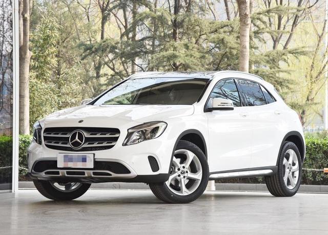 奔驰gla和glb油耗对比,奔驰GLA跑高速油耗多少