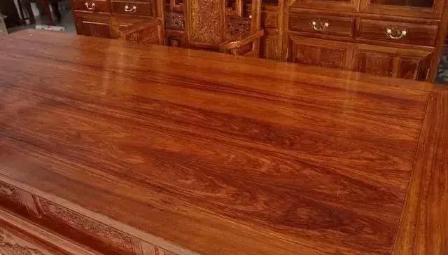 你们知道吗？非洲酸枝只是实木，不是红木