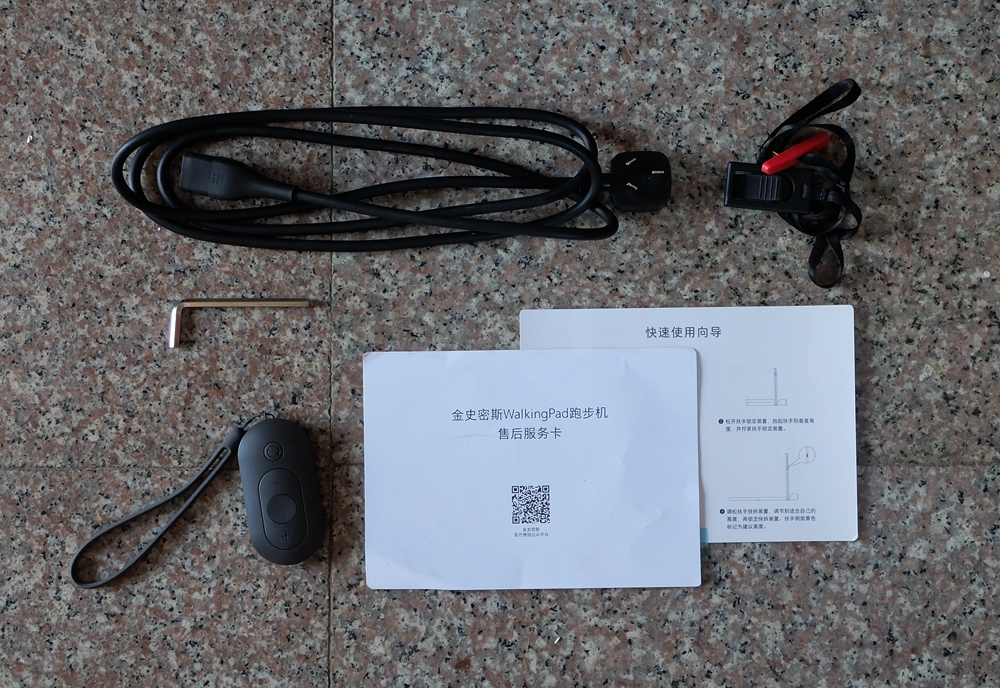 金史密斯r1和r2跑步机哪个好,金史密斯r1跑步机能折叠多少次