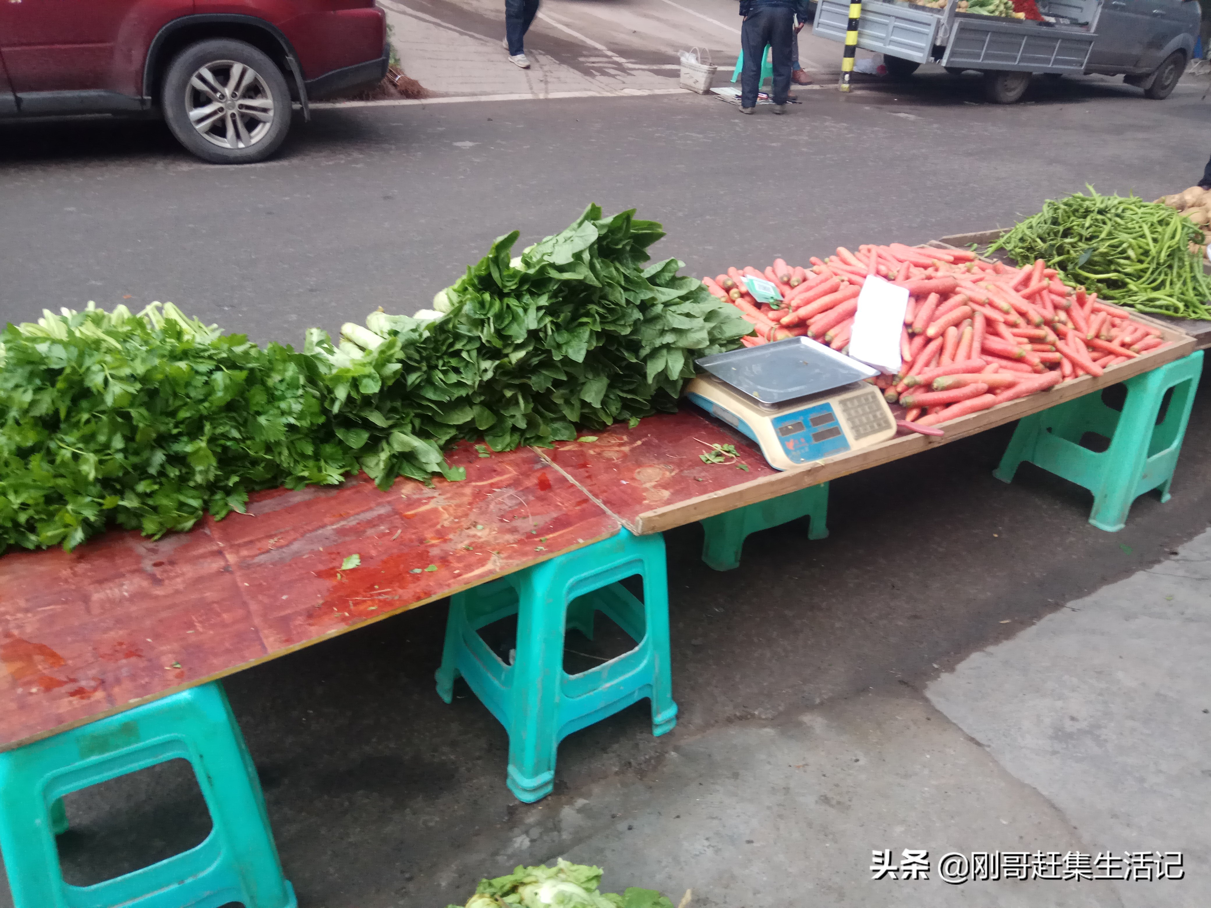 去蔬菜批发市场进货技巧,农村赶集的货源