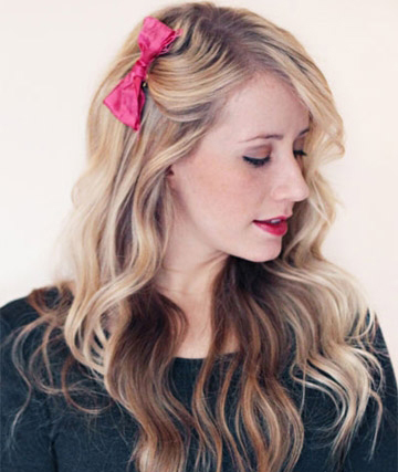 侧边一字发卡怎样戴好看,两边小红色蝴蝶结发卡怎么戴好看