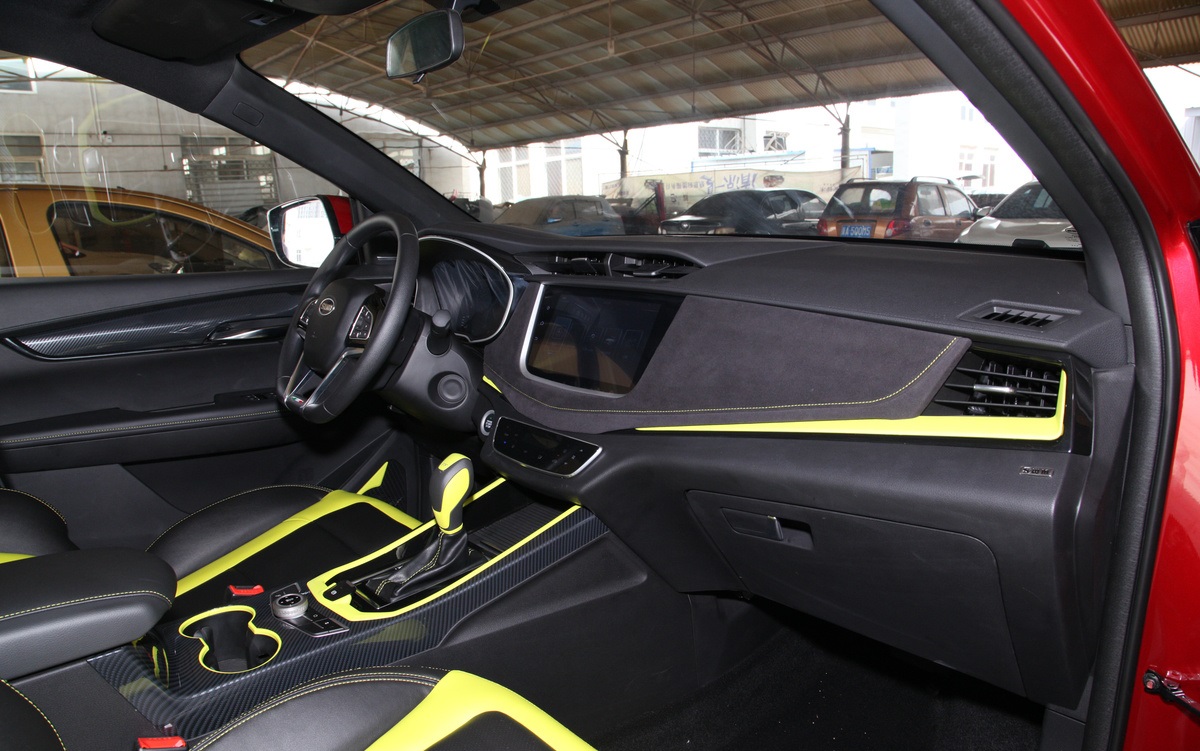 轴距2.7米的车,轴距2.65米以上的车