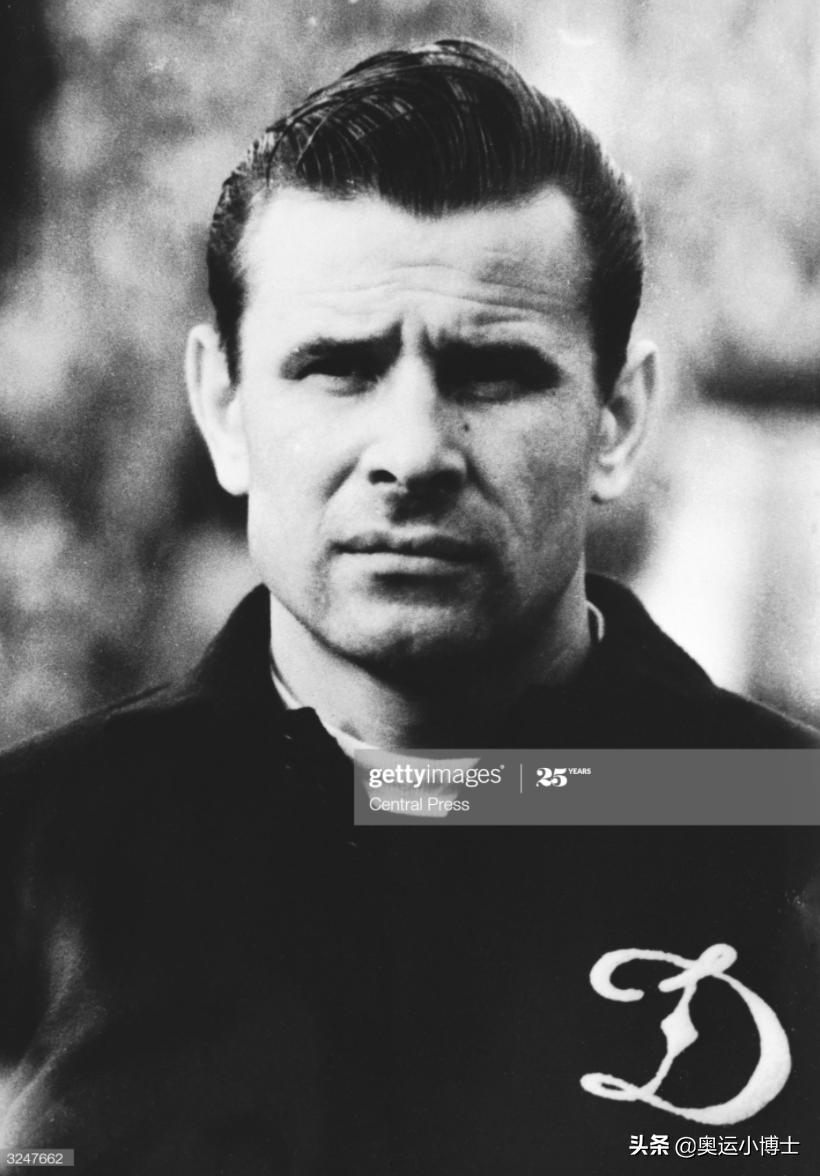 唯一一位获得金球奖的门将是谁,金牌门将列夫雅辛