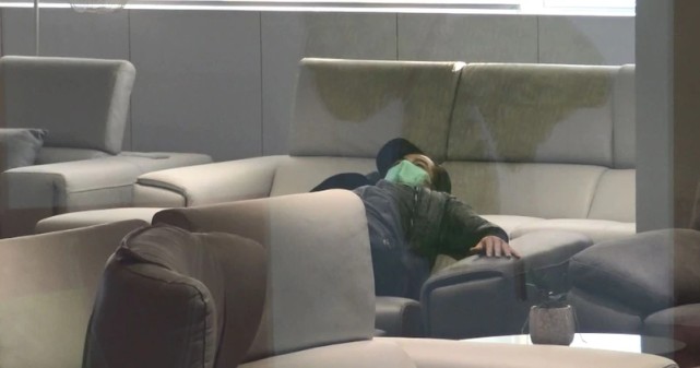 郭富城带方媛逛家具店,郭富城陪方媛逛街很是甜蜜