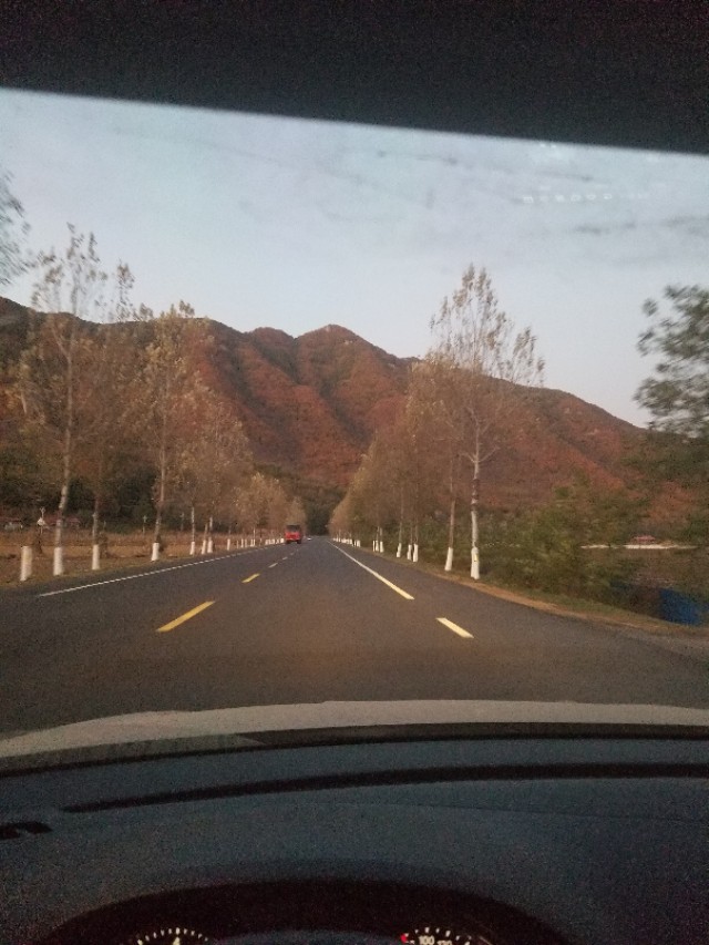 今年鸭绿江水丰湖钓鱼视频,丹东鸭绿江水丰湖