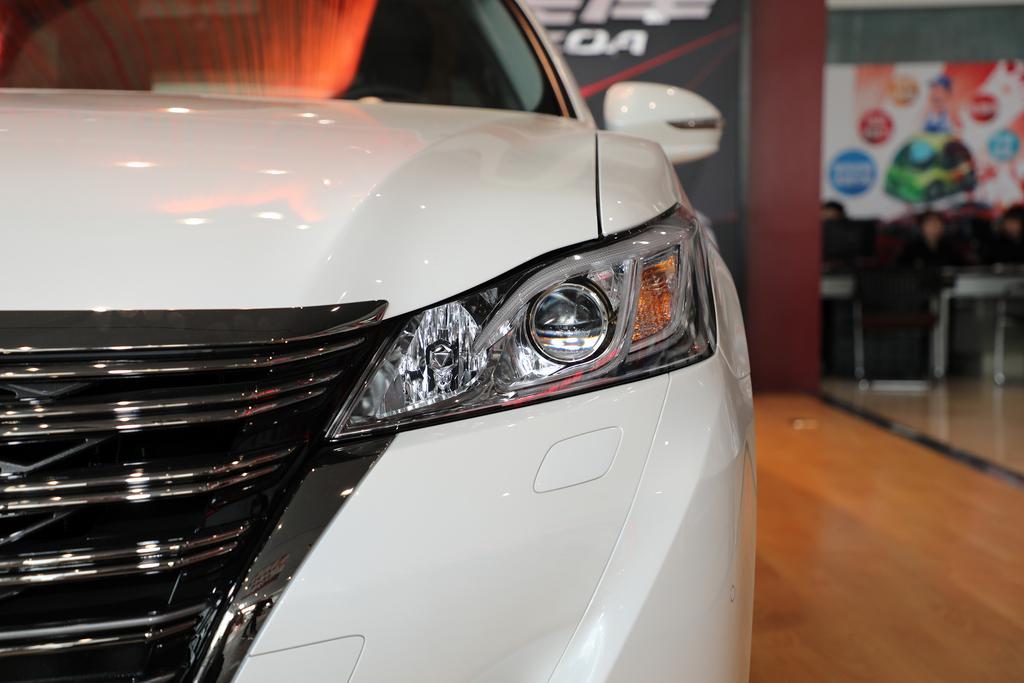 皇冠14代2.0t运动版测评,2020皇冠顶配测评