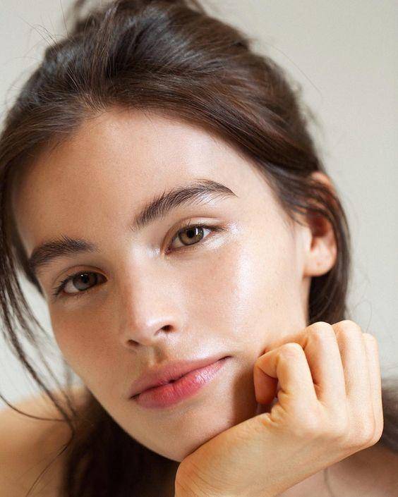 做好护肤什么意思,底妆遮瑕为主粉底为辅