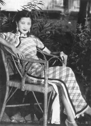 阮玲玉因为什么谣言而自杀,阮玲玉之死